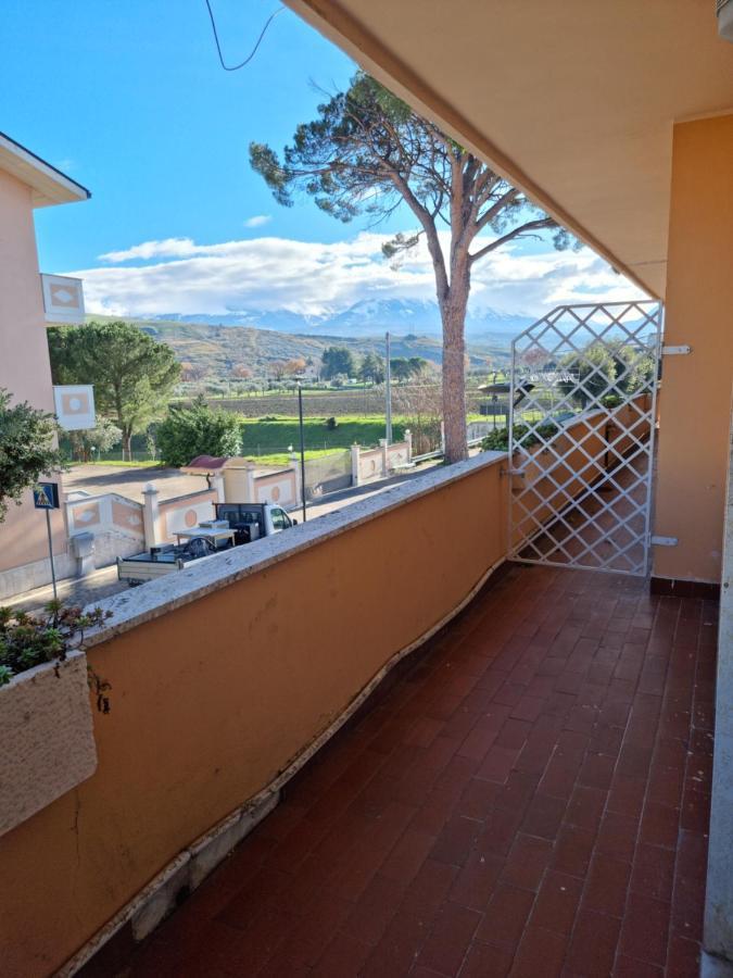 San Clemente Holidays Apartment Torre de' Passeri Exterior photo